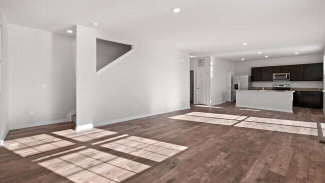 526 Atkinson St, Shenandoah Junction, WV 25442 - photo 7