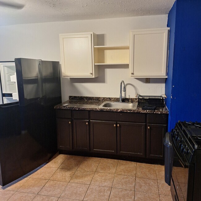 1200 E 26th St unit Garage Apartment, Houston, TX 77009 - photo 6