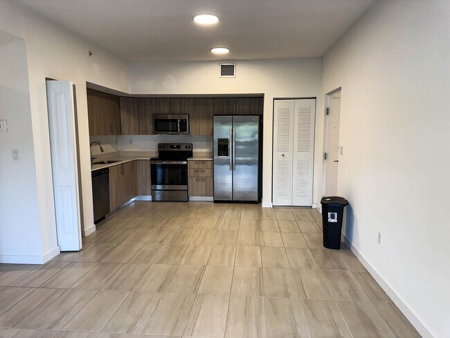 20621 NW 7th Ct unit A1, Miami, FL 33169 - photo 2