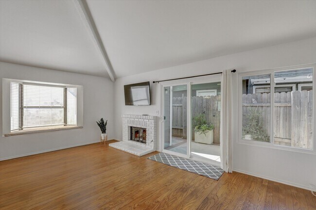 2191 Canyon Dr unit B101, Costa Mesa, CA 92627 - photo 6