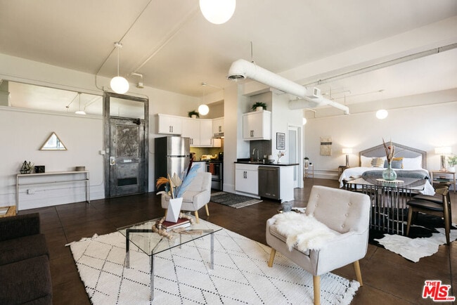 Higgins Building unit 314, Los Angeles, CA 90012 - photo 4