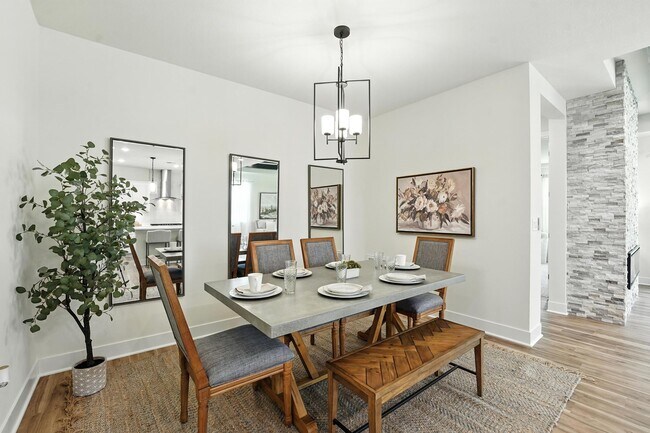 20620 Skyview Ln, Spring Hill, KS 66083 - photo 2