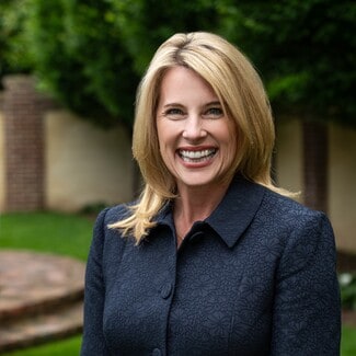 Lisa Stransky