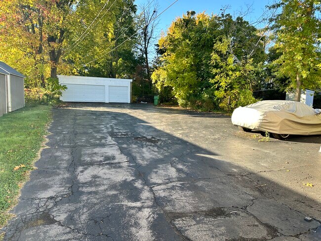 1843 Hertel Ave Upper unit Upper, Buffalo, NV 14206 - photo 3