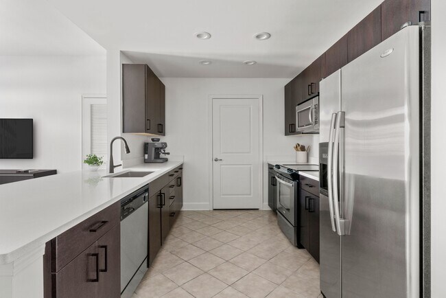 Bower Westside - Kitchen