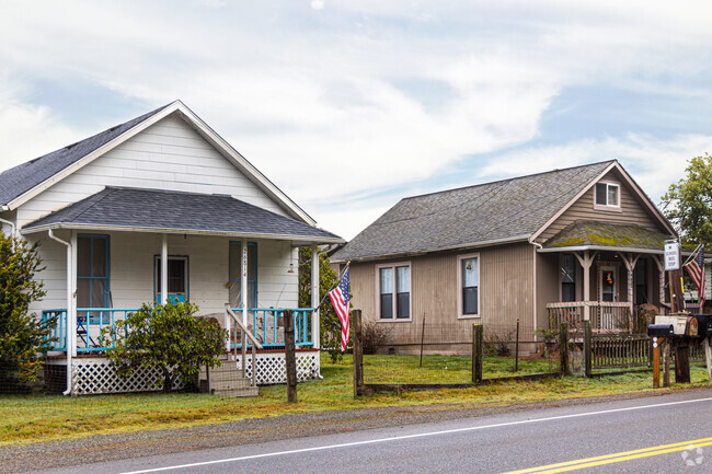 Landsburg's neighborhood is relatively small compared to other communities.