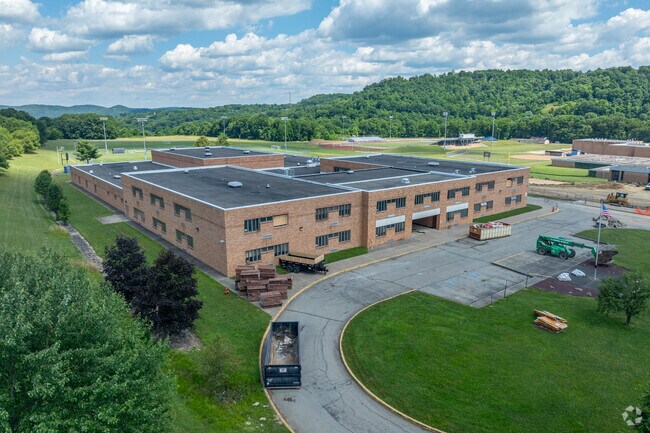 Kiski Area Intermediate holds a B-minus on Niche for district students.