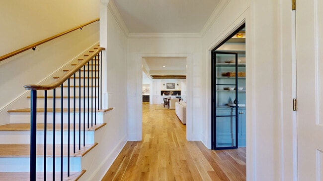 1565 Berkshire Rd, Columbus, OH 43221 - photo 3