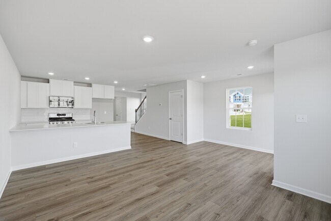 167 Plumtree Ct, King, NC 27021 - photo 7