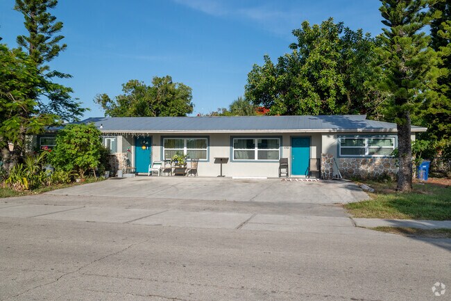 Multifamily duplexes can be a good investment opportunity in Pine Manor with long term renters as occupants.