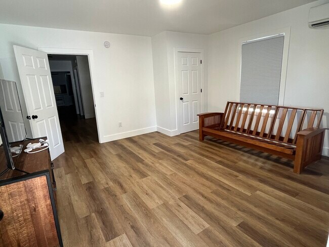 331 N Wayne St unit 6, Milledgeville, GA 31061 - photo 6