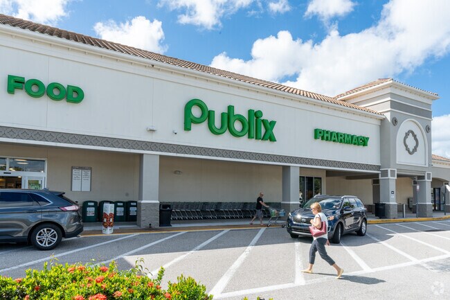 Visit Venice Commons Shopping Plaza for groceries at the local Publix supermarket.