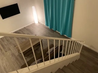 5196 Golden Ln Unit X, Las Vegas, NV 89119