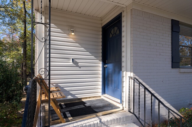 3984 Christopher Dr unit Gold, Vestavia, AL 35243 - photo 3