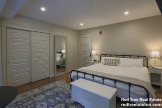 44 Winslow Rd, Brookline, MA 02446