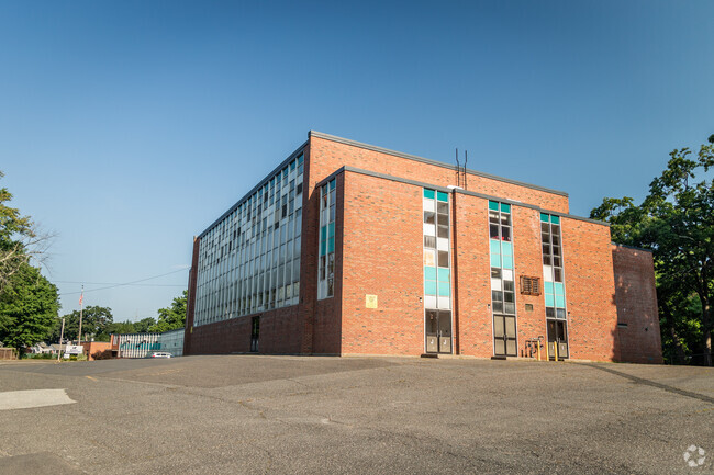 Barry Elementary School is located in Chicopee, MA.