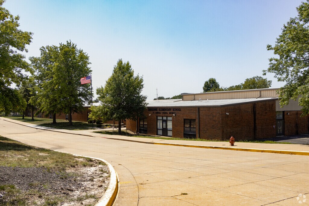 Dardenne Elementary School provides education in the neighborhood of 
O'Fallon St. Charles.