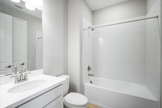 1702 Trailhead Ln, Zephyrhills, FL 33543 - photo 5