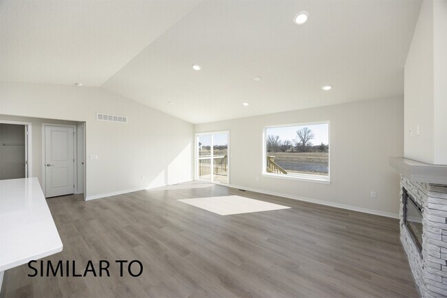 1204 Featherstone Ave NE, Bondurant, IA 50035 - photo 6