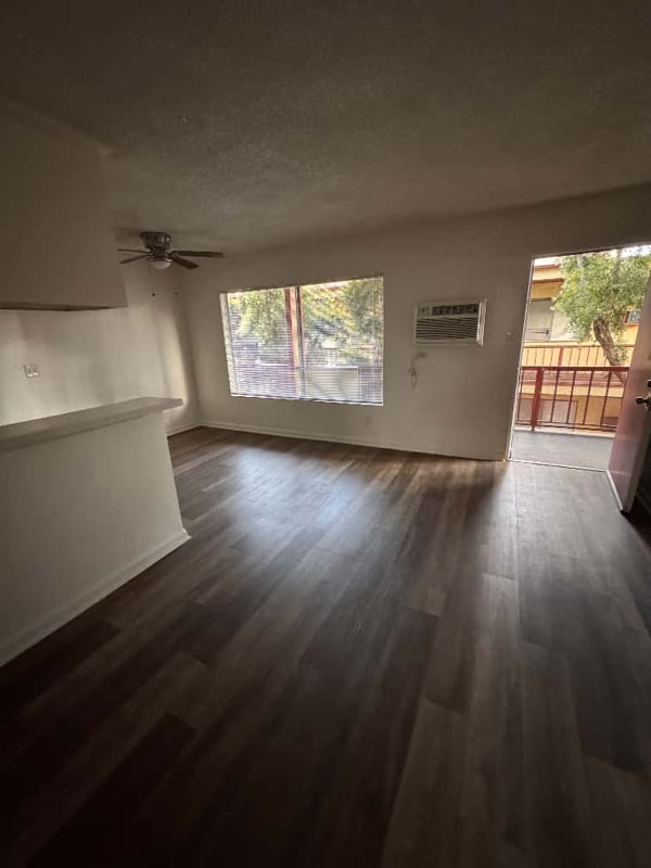 6833 Sepulveda Blvd Unit 209, Los Angeles, CA 91405