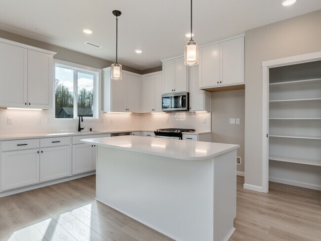 10711 NE 109th Way, Vancouver, WA 98662 - photo 4