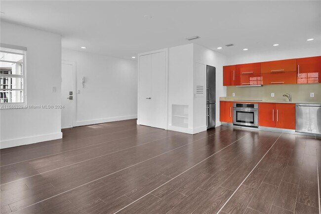 1457 Meridian Ave unit 204, Miami Beach, FL 33139 - photo 3