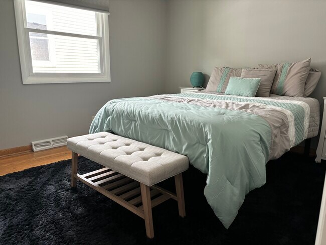 3006 N 73rd St unit 73 st unit, Milwaukee, WI 53210 - photo 6