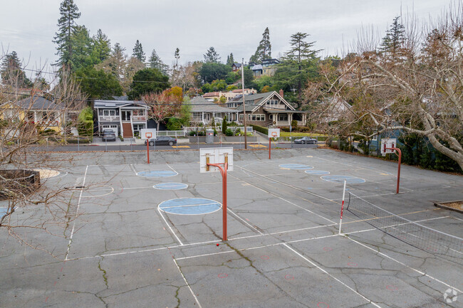 Wade Thomas Elementary School has a spacious playground in San Anselmo.