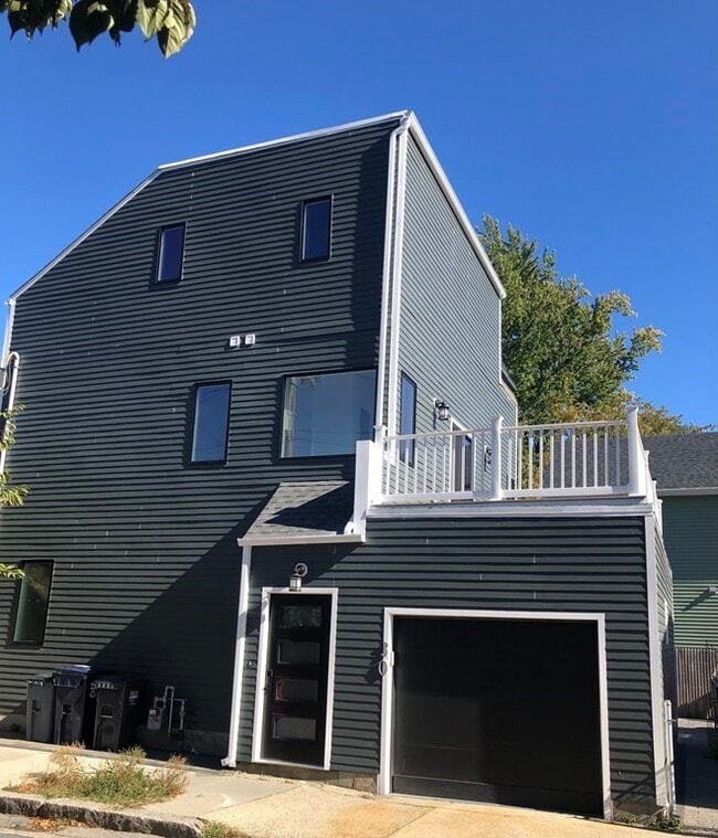 30 Bay St, Cambridge, MA 02139