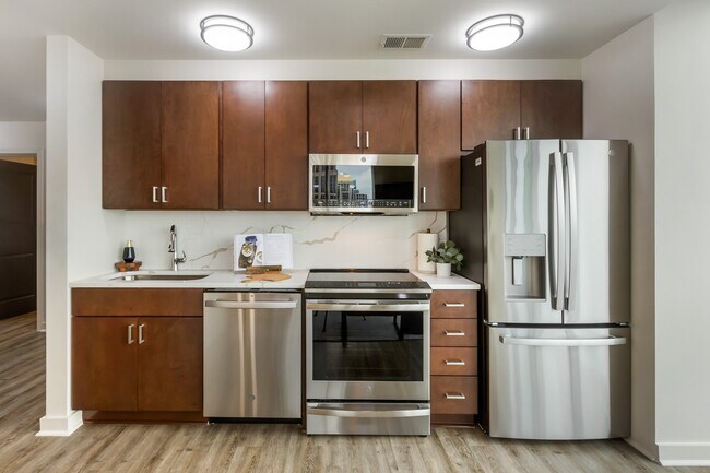 The M by RADIUS, Atlanta, GA 30309 - photo 2