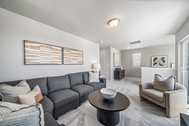 46502 Avery Ln, Bennett, CO 80102 - photo 3