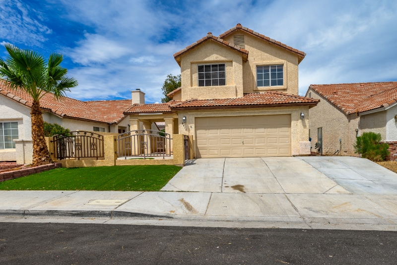 8436 Orchard Ridge Ave, Las Vegas, NV 89129 - photo 1