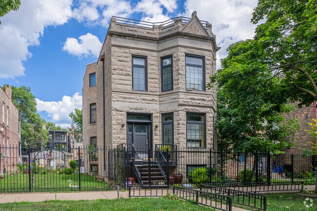 Greystones are a common sight throughout Wicker Park.