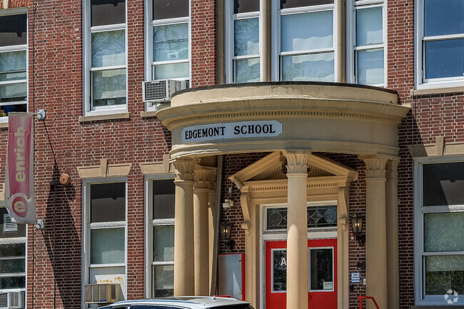 According to niche.com, Edgemont School has received an A- rating.