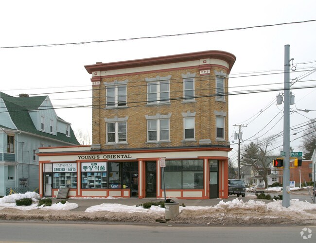 165-169 Park Rd, West Hartford, CT 06119 - photo 4