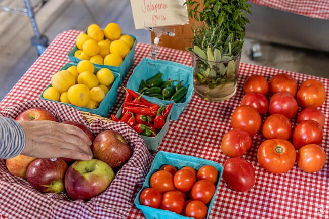 Pick up fresh fruit and vegetables from Farm To Go at Wright Locke Farm near Countryside.