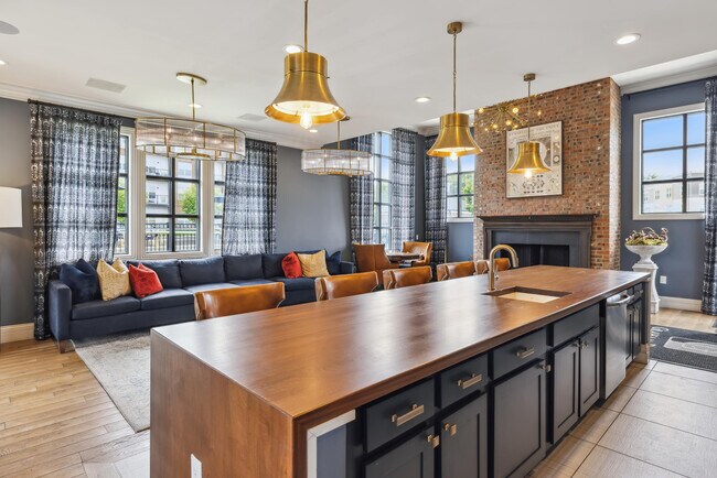 Graham Park at the Highlands, Columbus, OH 43235 - photo 3