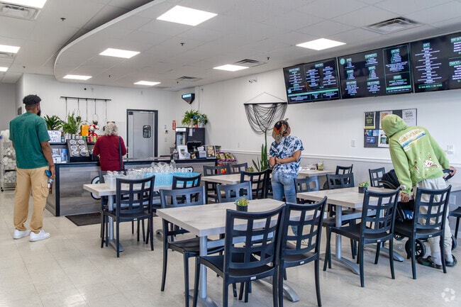 Greens and Grains offers healthy lunch options in Voorhees Township.