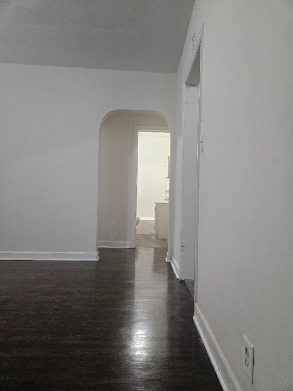 123 N Walnut St unit 6, Chaska, MN 55318 - photo 3