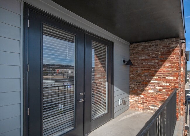 Artisan Flats, Birmingham, AL 35233 - photo 7