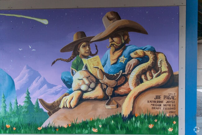 Bear Canyon prides itself on a ranch lifestyle with spread-out homes and privacy.