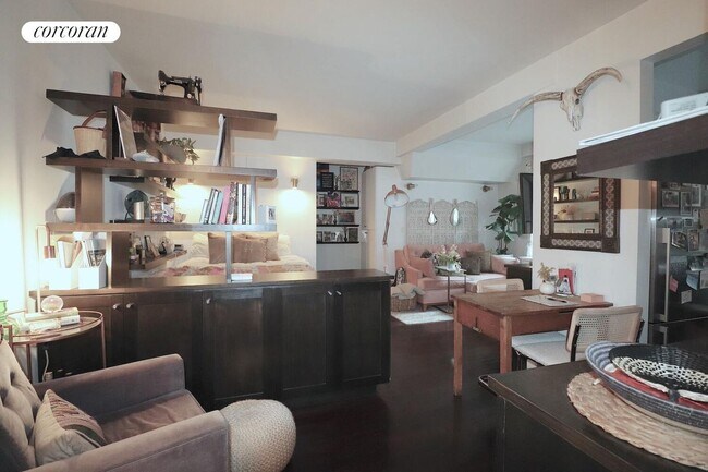 The Mark Twain, New York, NY 10011 - photo 4