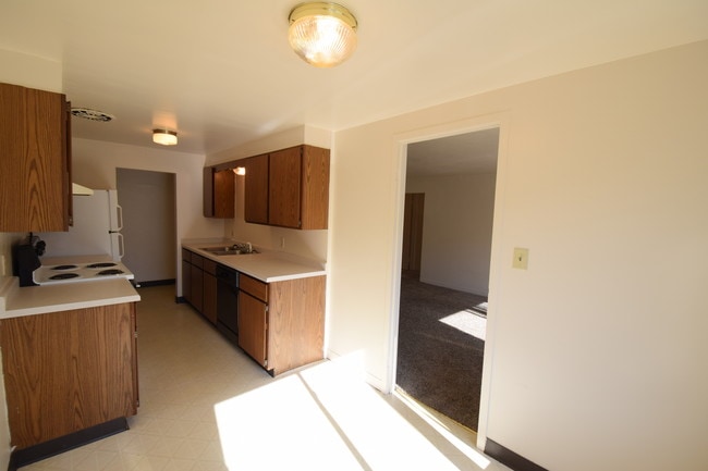 Knollcrest, Mankato, MN 56001 - photo 5