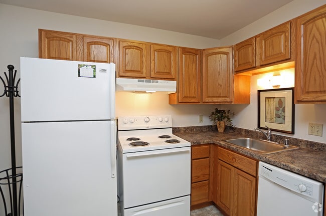 Springtree Apartments, Middleton, WI 53562 - photo 7