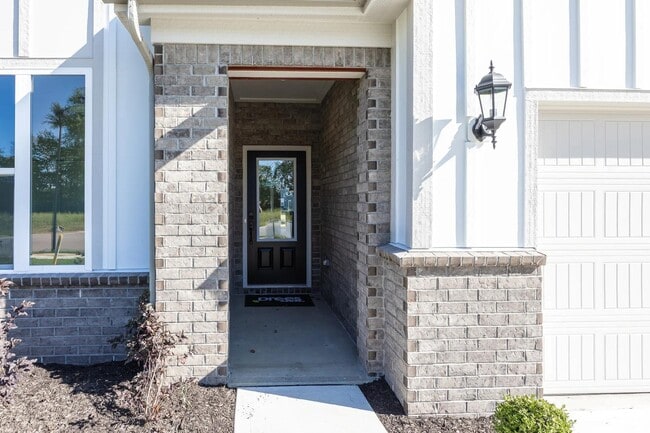 6338 Rippling Rock Dr, Plainfield, IN 46168 - photo 3