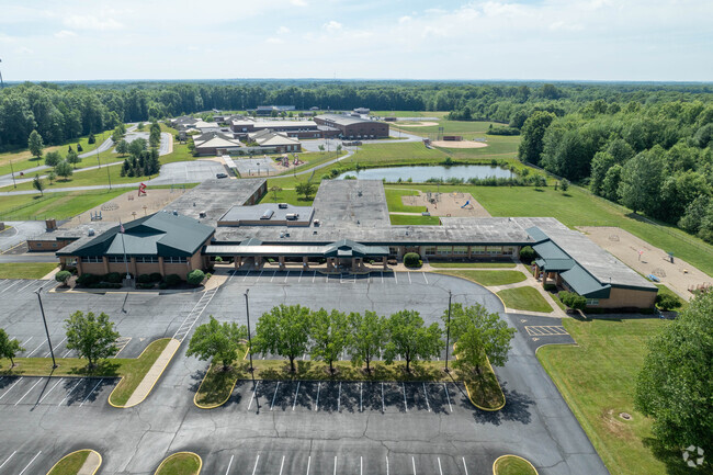 Bascom Elementary is located in Leavittsburg Ohio.