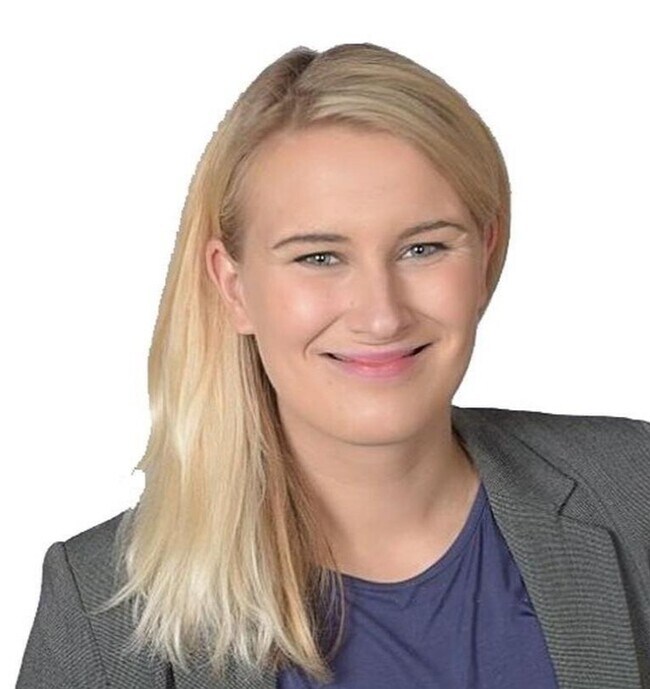 Elizabeth Dickman, Real Estate Agent in Fernley, NV