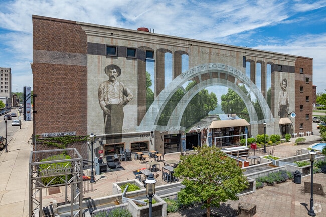 Historic Downtown Middletown boasts a plethora of murals by local artists.