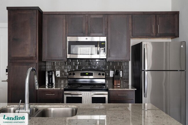 4300 Cromwell Dr unit 1305, Kyle, TX 78640 - photo 6