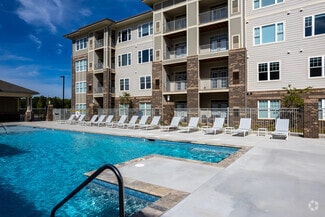 20 Pine Hall Dr, Clayton, NC 27527